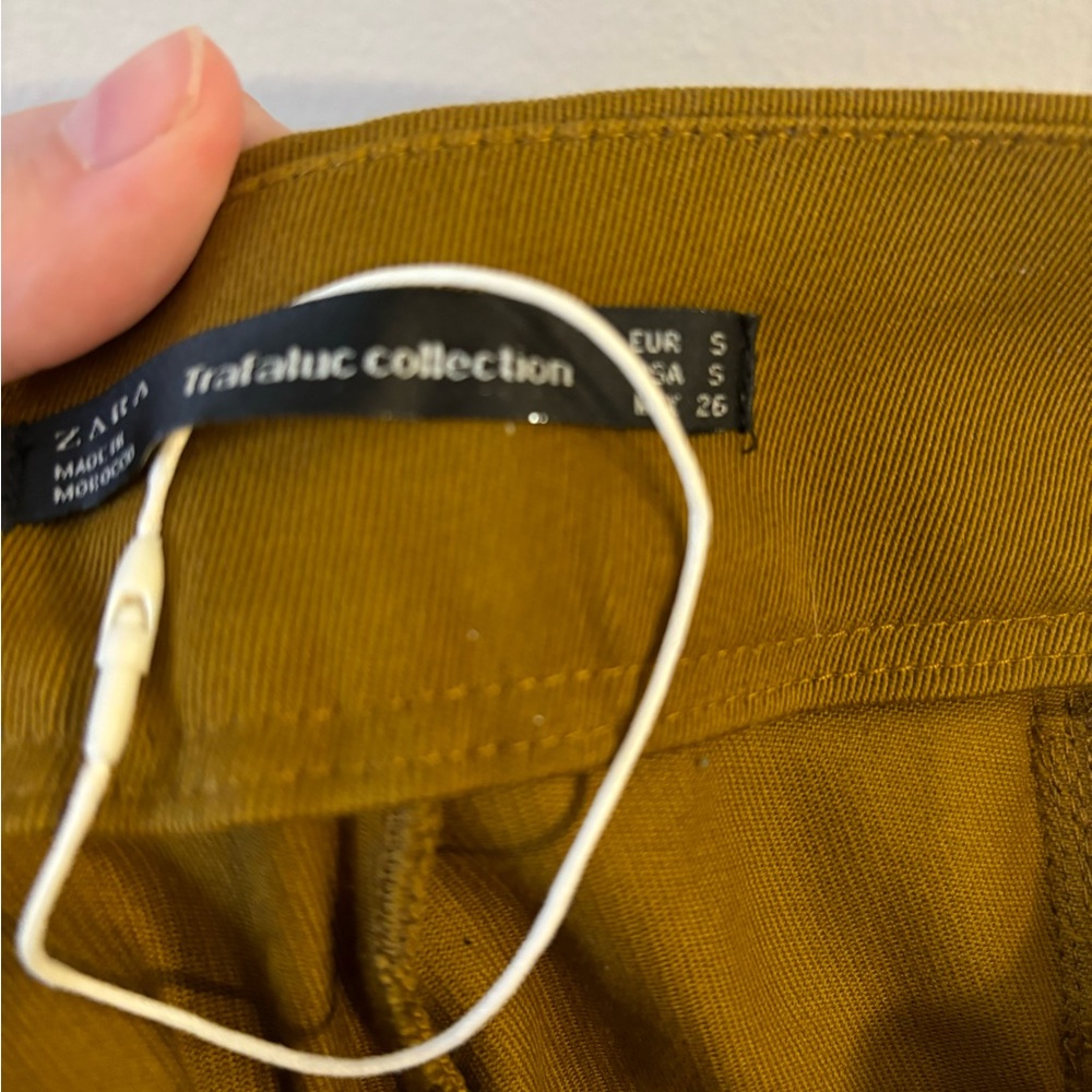 NWT Zara Trafaluc Tan Cropped Wide Leg Pants Red Side Stripe Size S - Picture 7 of 7
